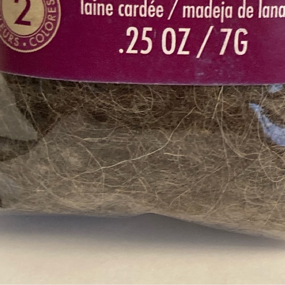 6 Dimensions FeltWorks 100% Wool Roving 0.25oz Pebble Granite Grey Crafts - Picture 5 of 16